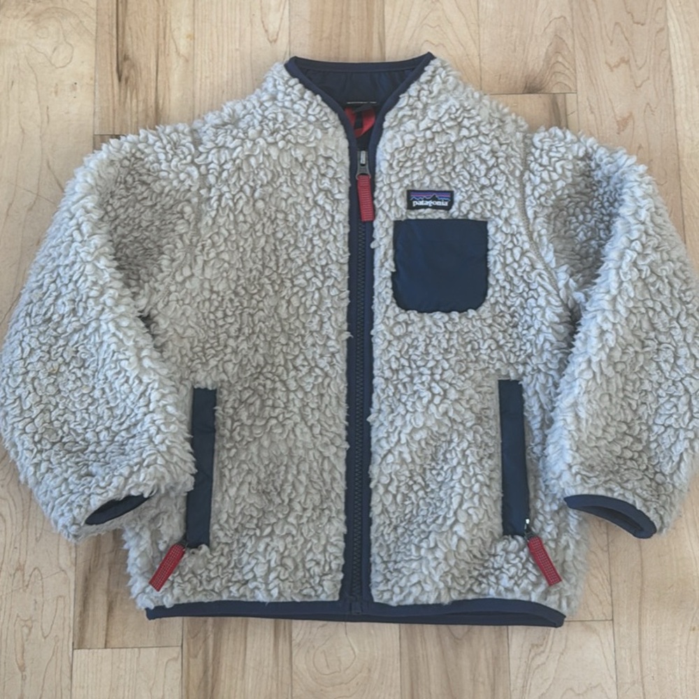 Patagonia Navy and Cream Fleece Jacket